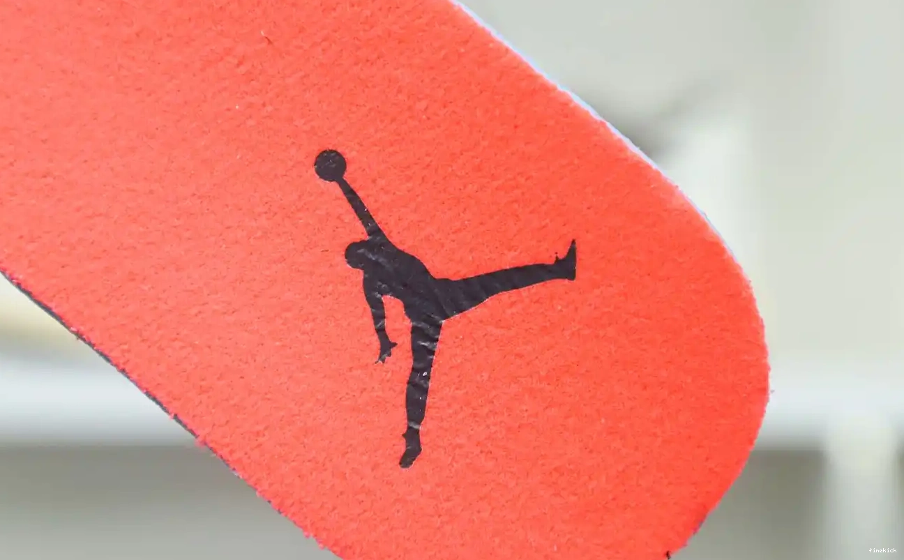 'TAUPE 4 RETRO JORDAN HAZE' AIR 0427